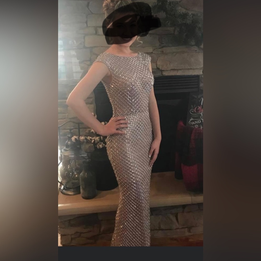 Silver Vienna Prom couture gown size 0